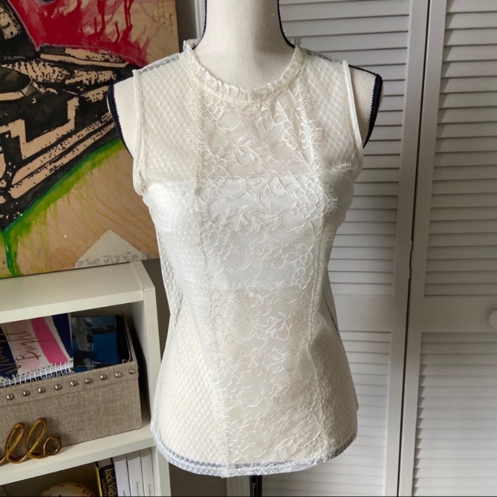 Cream Lace Top Sz XS
